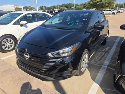 Used 2025 Nissan Versa S w/ Trunk Package