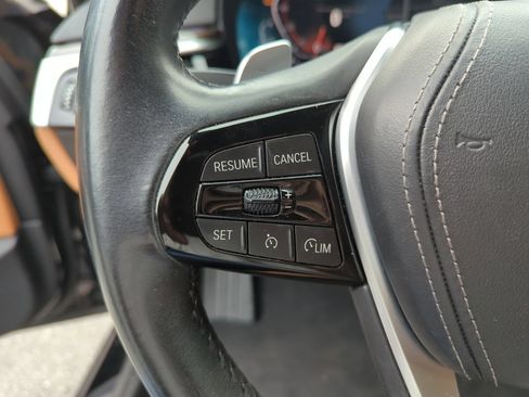 Used 2021 BMW 540i RWD image 21