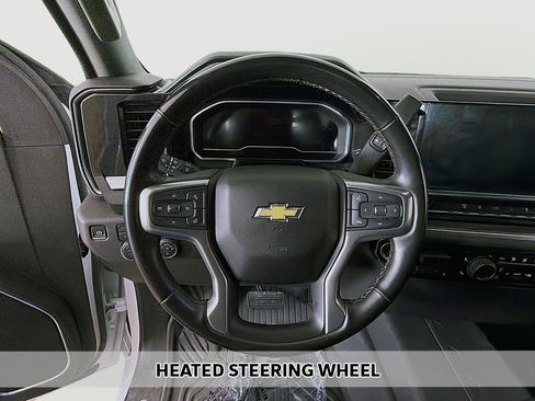 Used 2024 Chevrolet Silverado 2500 LT image 5