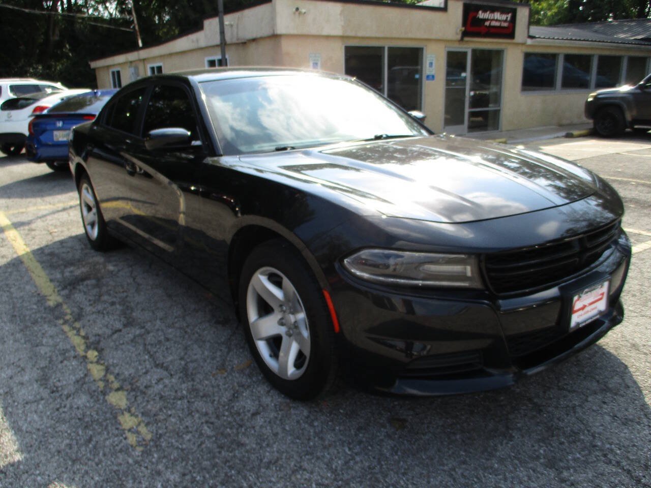 Used 2019 Dodge Charger Police w/ Street Appearance Group RWD image 4