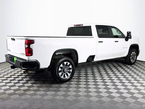 Used 2024 Chevrolet Silverado 2500 Custom w/ Custom Convenience Package AWD/4WD image 10