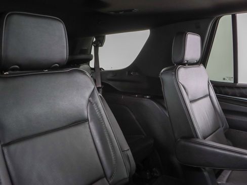 Used 2023 GMC Yukon Denali AWD/4WD image 32