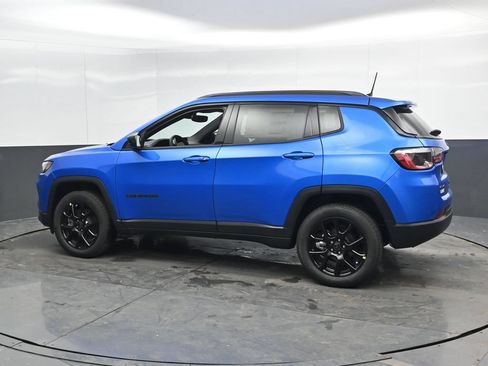 New 2026 Jeep Compass Latitude AWD/4WD image 8