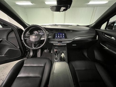 Certified 2022 Cadillac XT4 Sport w/ Enhanced Visibility Package image 16