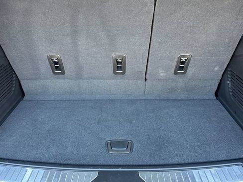 New 2026 GMC Yukon Denali w/ Sun & Power Step Package AWD/4WD image 18