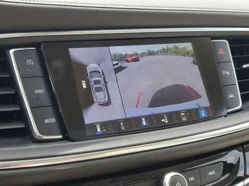 Used 2024 Buick Enclave Avenir w/ Avenir Technology Package AWD/4WD image 20