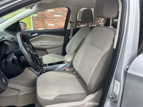 Used 2014 Ford Escape SE image 8