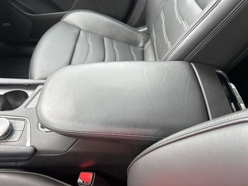 Used 2024 Cadillac XT6 Sport w/ Platinum Package image 42