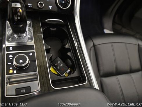 Used 2019 Land Rover Range Rover Sport HSE image 34