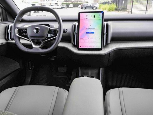 New 2026 Volvo EX30 Cross Country Ultra w/ Protection Package Premier image 21