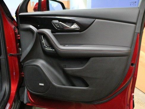 Certified 2023 Chevrolet Blazer RS w/ Driver Confidence II Package image 10