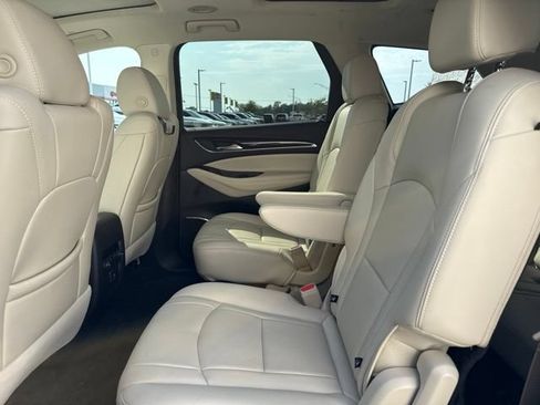 Used 2023 Buick Enclave Essence w/ Experience Buick Package FWD image 11