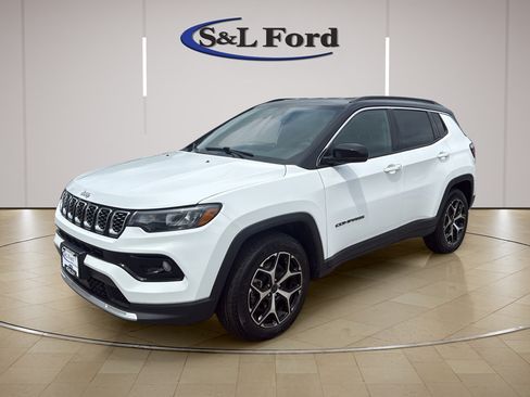 Used 2025 Jeep Compass Limited AWD/4WD image 1