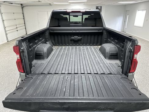 Used 2021 Chevrolet Silverado 1500 LT Trail Boss w/ Convenience Package II AWD/4WD image 29