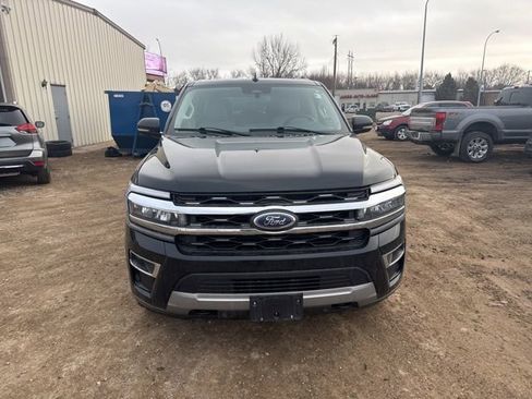 Used 2023 Ford Expedition Max Limited image 2
