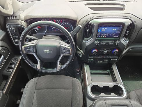 Used 2021 Chevrolet Silverado 1500 LT Trail Boss AWD/4WD image 17