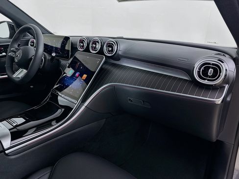 Certified 2025 Mercedes-Benz C 300 4MATIC Sedan image 37