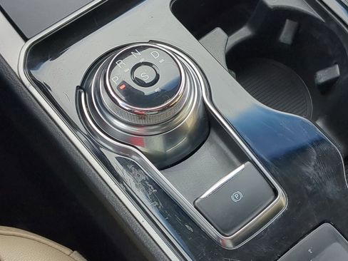 Used 2020 Ford Edge SEL w/ Convenience Package image 29