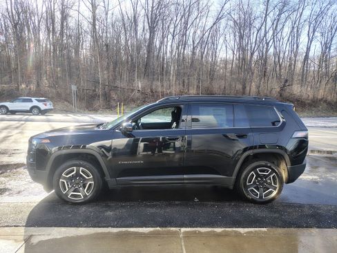 New 2026 Jeep Cherokee Limited image 6