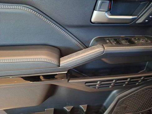 New 2026 Toyota 4Runner Limited image 8