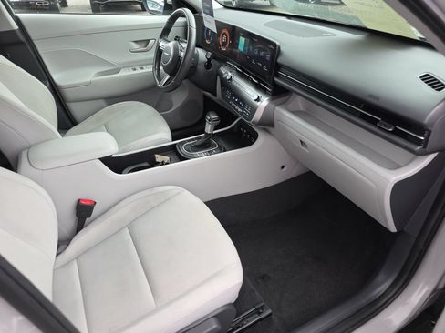Used 2024 Hyundai Kona SEL FWD image 33