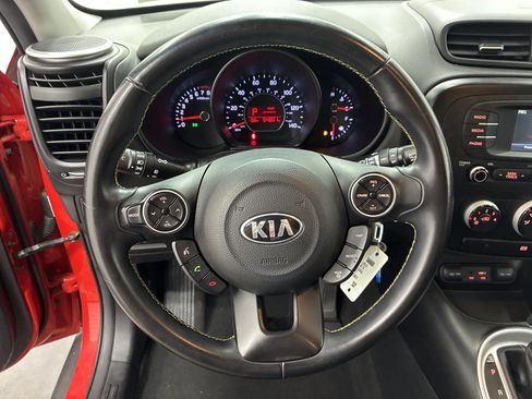 Used 2016 Kia Soul + w/ Designer's Package FWD image 19