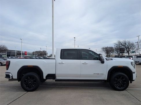 Certified 2024 GMC Sierra 2500 AT4 w/ AT4 Premium Plus Package image 3