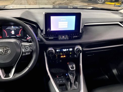 Certified 2023 Toyota RAV4 XLE Premium image 7