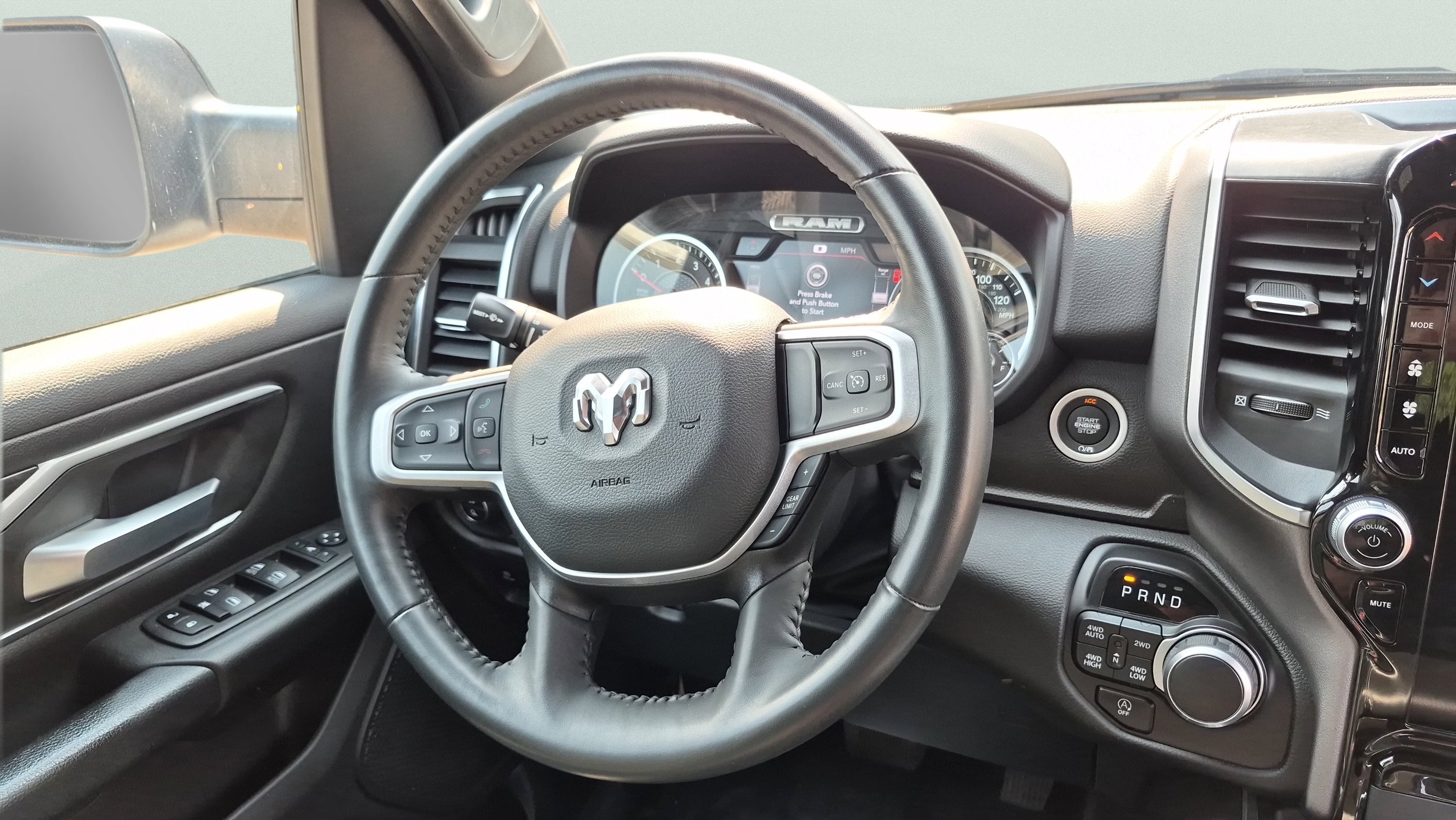Used 2024 RAM 1500 Big Horn AWD/4WD image 18