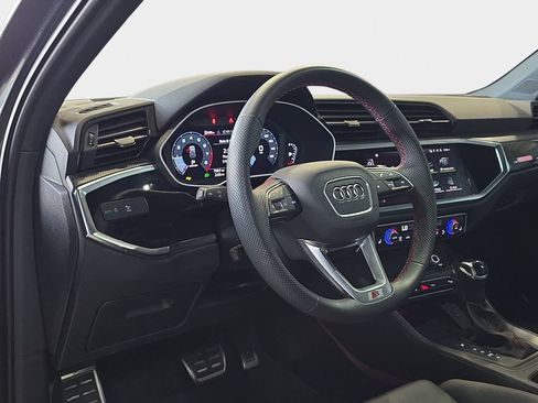 Used 2025 Audi Q3 2.0T Premium Plus w/ Premium Plus Package AWD/4WD image 19