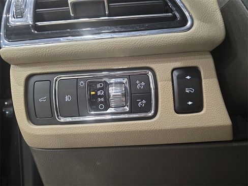 Used 2022 Lincoln Navigator L Reserve image 27