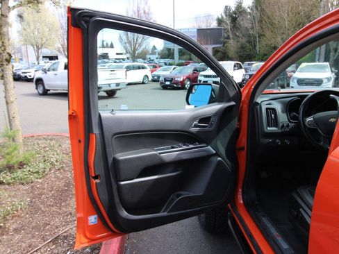 Used 2021 Chevrolet Colorado ZR2 AWD/4WD image 10