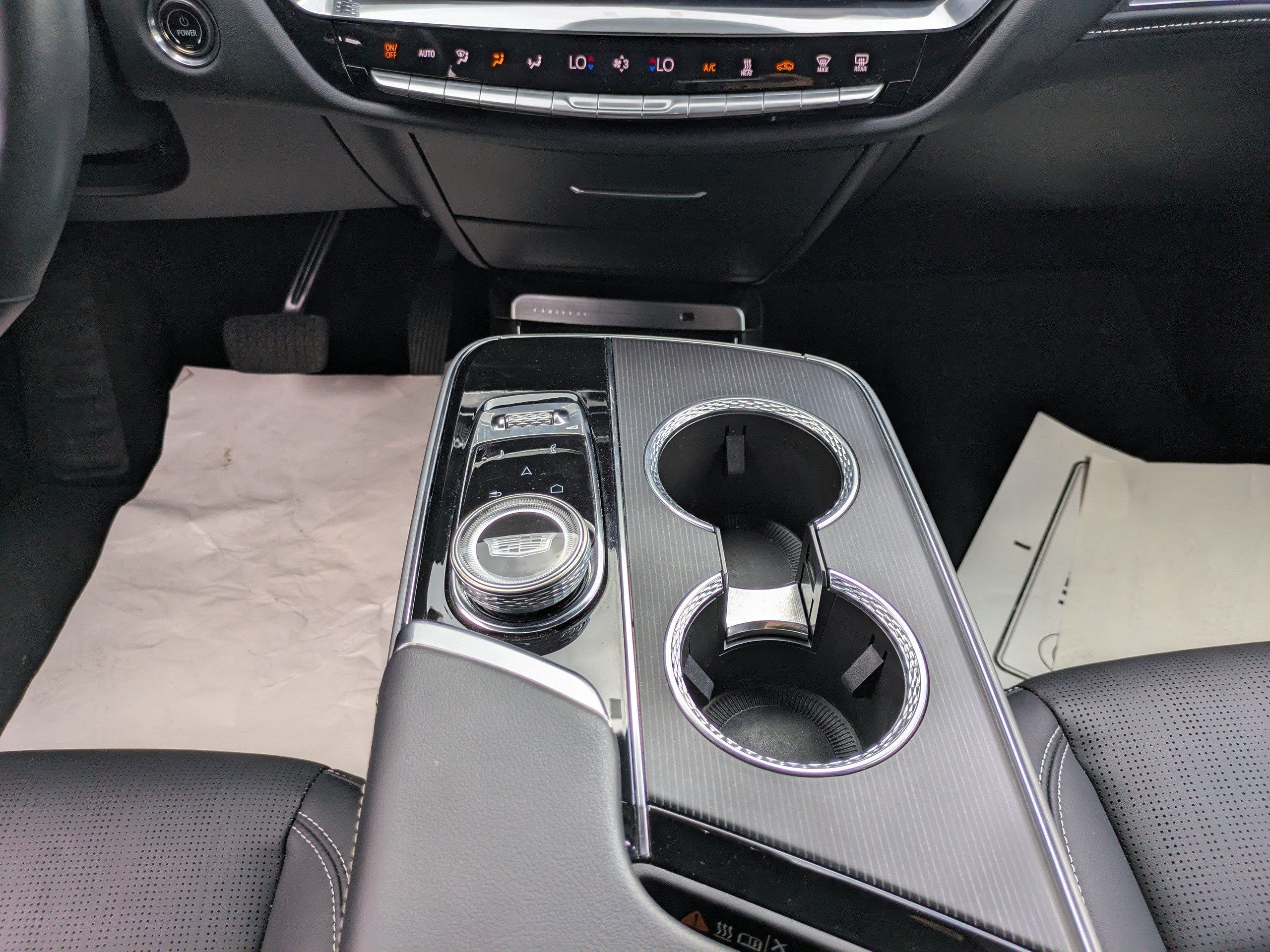 Used 2024 Cadillac Lyriq Luxury RWD image 18