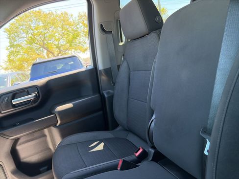 Used 2022 Chevrolet Silverado 1500 Custom image 21