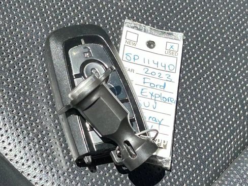 Used 2023 Ford Explorer Platinum w/ Technology Package AWD/4WD image 56