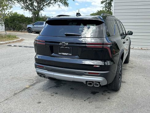 New 2026 Chevrolet Traverse Z71 w/ Enhanced Driving Package AWD/4WD image 7