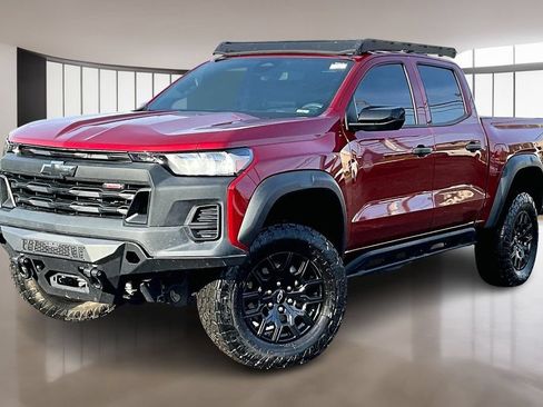 Used 2023 Chevrolet Colorado Trail Boss AWD/4WD image 2