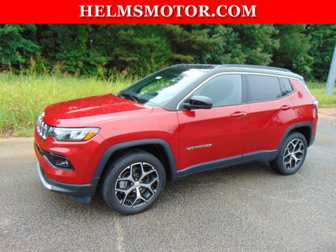 Certified 2024 Jeep Compass Limited image 5
