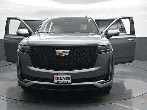 Used 2021 Cadillac Escalade ESV Sport w/ Driver Assist Tech Package AWD/4WD image 48