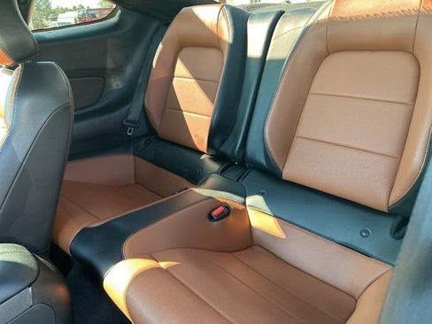 Used 2022 Ford Mustang GT Premium image 37