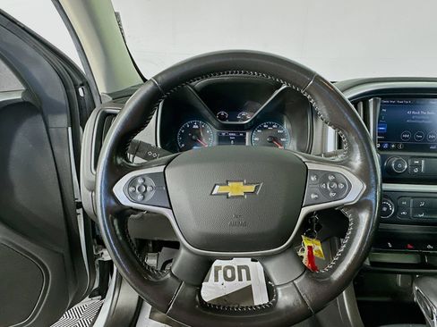 Used 2022 Chevrolet Colorado LT RWD image 11