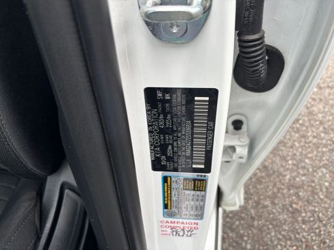 Used 2025 Kia K5 LXS FWD image 28