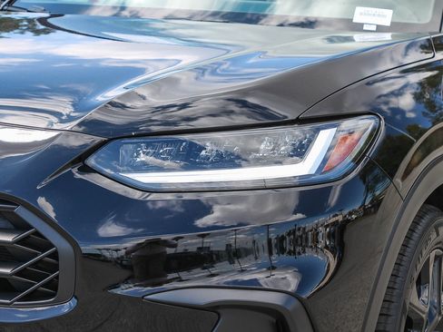 Used 2024 Honda HR-V Sport image 5