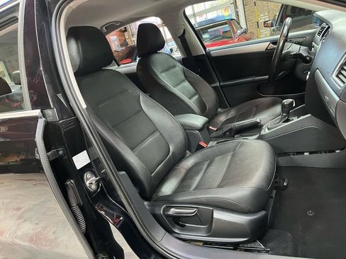 Used 2011 Volkswagen Jetta SEL FWD image 21