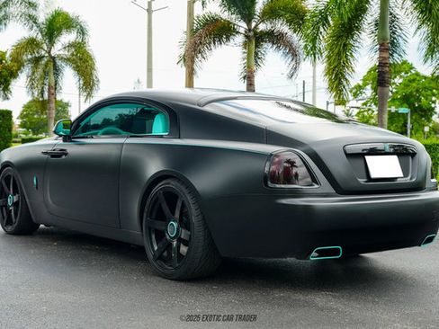 Used 2017 Rolls-Royce Wraith image 6