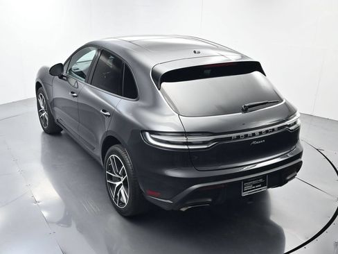 Certified 2025 Porsche Macan w/ Premium Package Plus AWD/4WD image 37