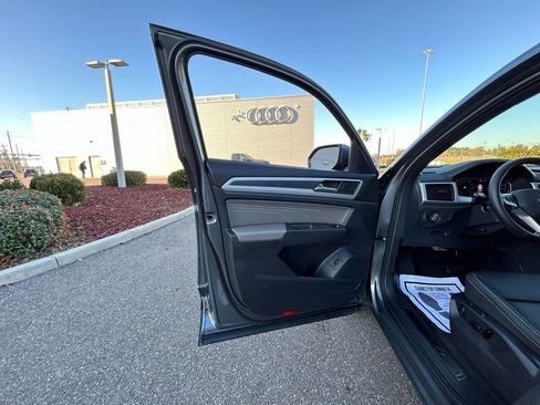 Used 2023 Volkswagen Atlas Cross Sport SEL image 66