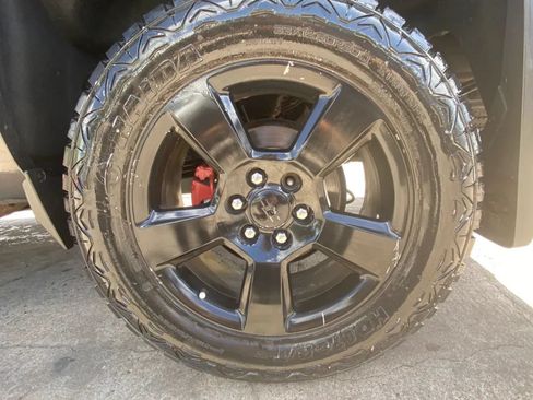 Used 2015 Chevrolet Silverado 1500 LTZ w/ LTZ Plus Package AWD/4WD image 21