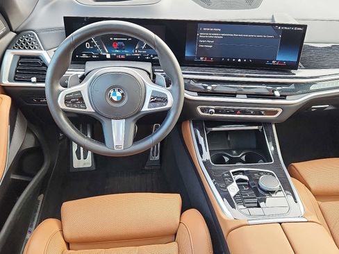 Certified 2024 BMW X5 xDrive40i w/ M Sport Package image 11