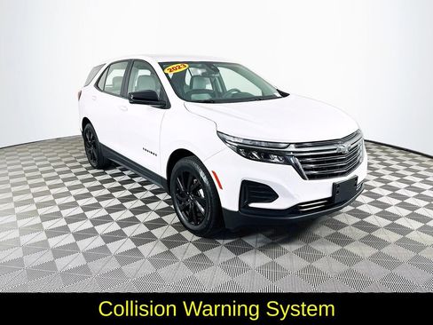 Used 2023 Chevrolet Equinox LS w/ Sport Edition image 3